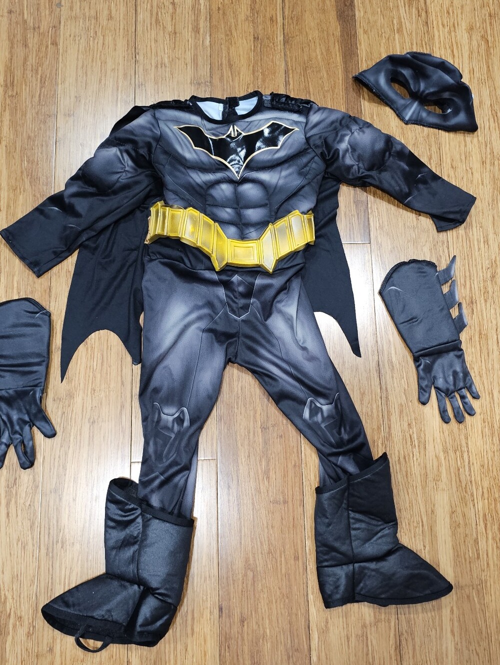 Rubies DC Comics Batman Padded Muscle Toddler Costume Jumpsuit Cape Mask Gloves
